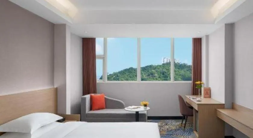 Bed in Grand Nest Hotel (Tang Jia Wan Beach)