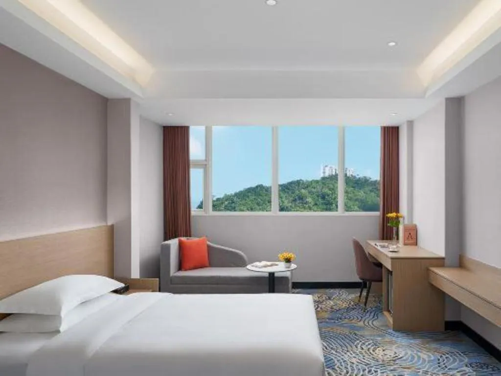 Bed in Grand Nest Hotel (Tang Jia Wan Beach)