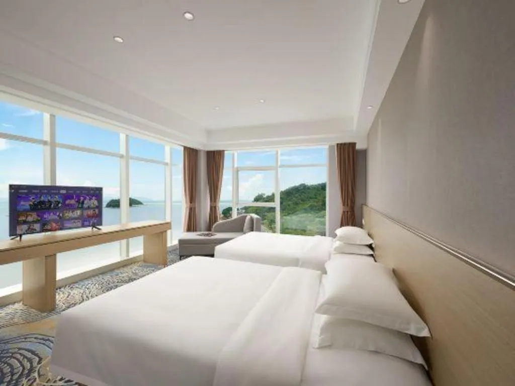 Bed in Grand Nest Hotel (Tang Jia Wan Beach)