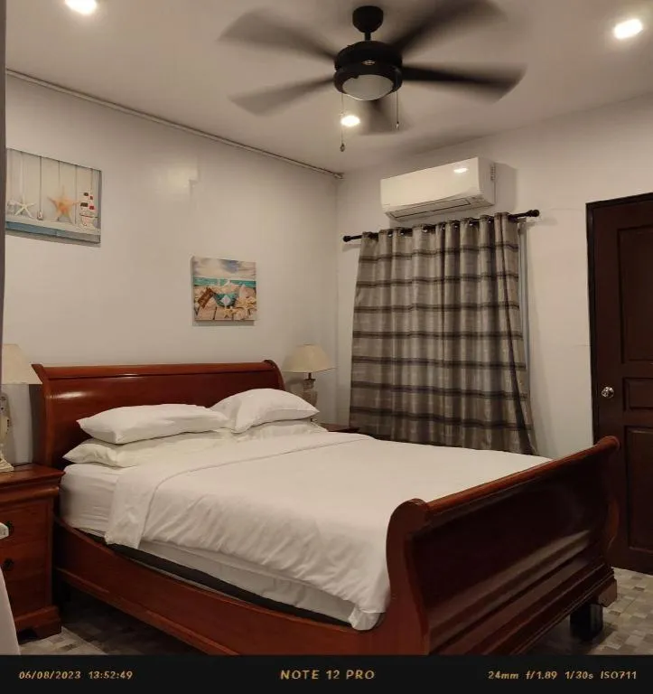 Bed in Coral Beach Club