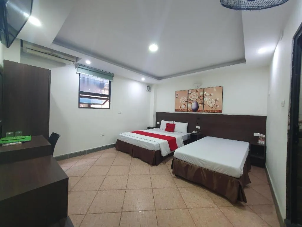 Bed in Ha Noi Vang Hotel Hoang Ngan