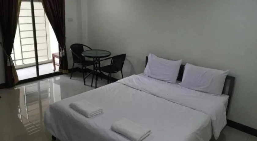 Bed in Taevaraj Place