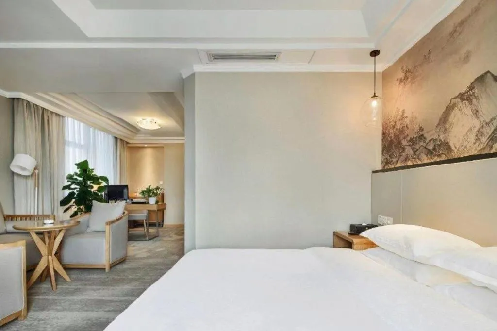 Bed in Chongqing Tianyou Hotel