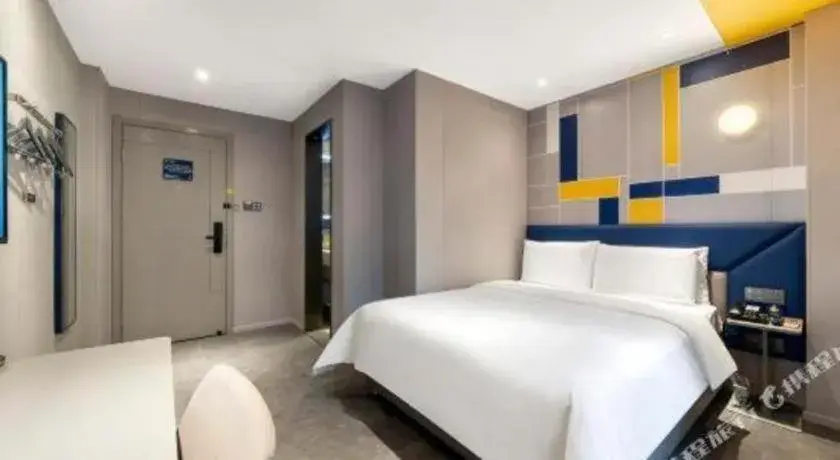 Bed in 7 Days Inn Chongqing Nanping Wanda Plaza Exhibition Center Bed in 7 Days Inn Chongqing Nanping Wanda Plaza Exhibition Center