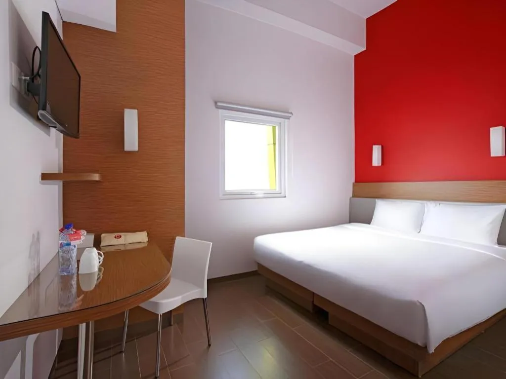 Bed in Amaris Hotel Pasar Baru