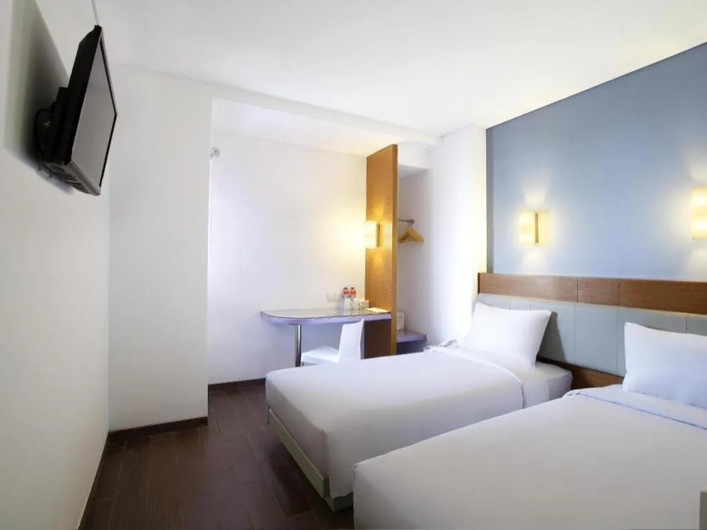 Bed in Amaris Hotel Pasar Baru