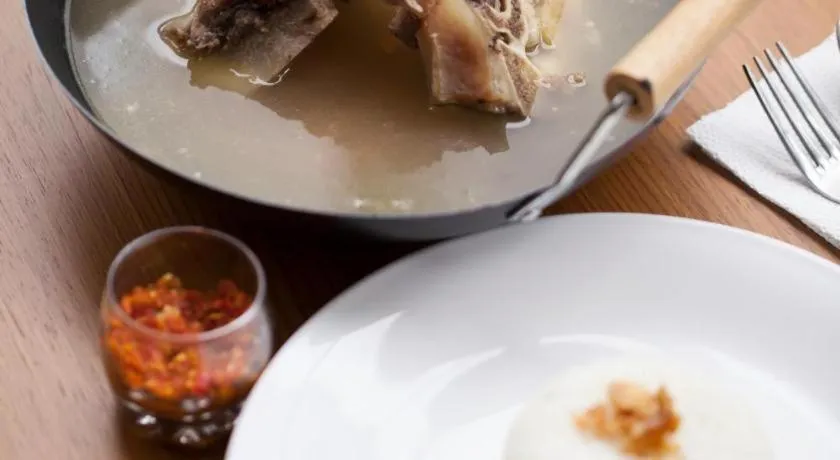 Aveon Express Hotel Yogyakarta by Daphna International