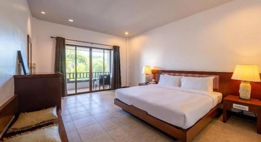 Bed in Rose Bay Resort