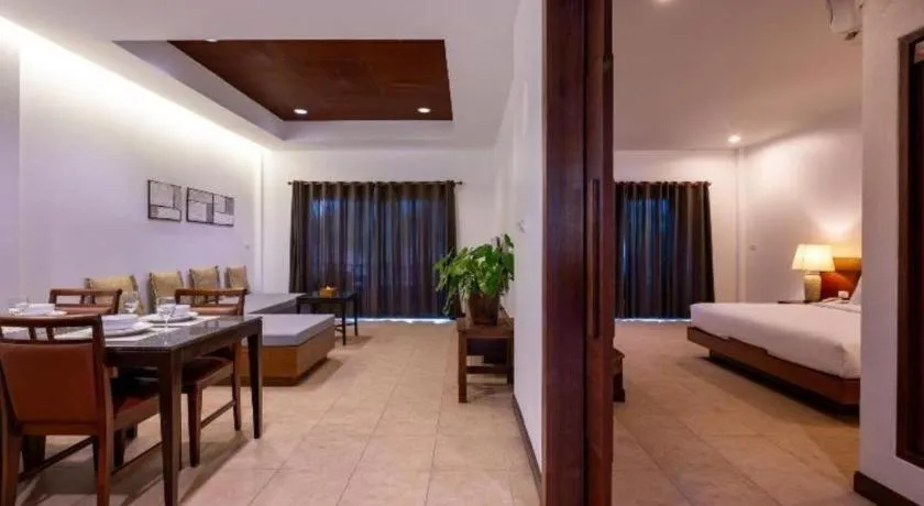 Bed in Rose Bay Resort