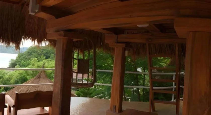 Anilao Awari Bay Resort