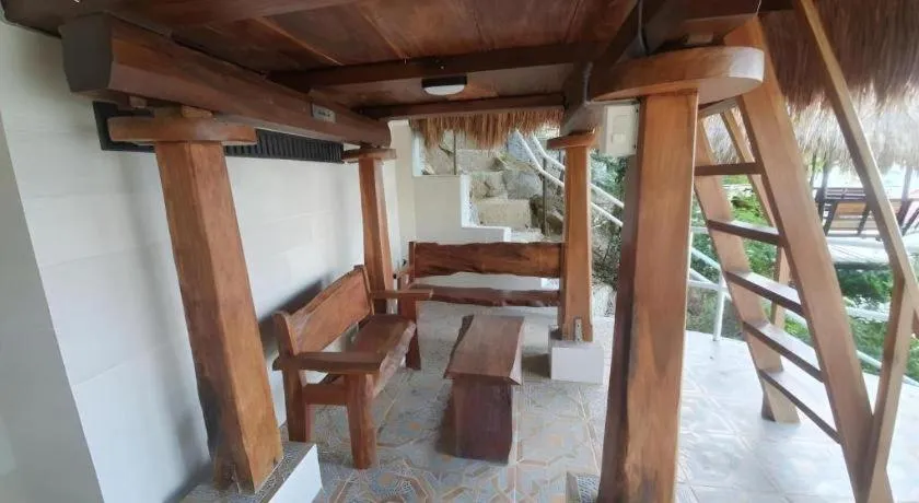 Anilao Awari Bay Resort