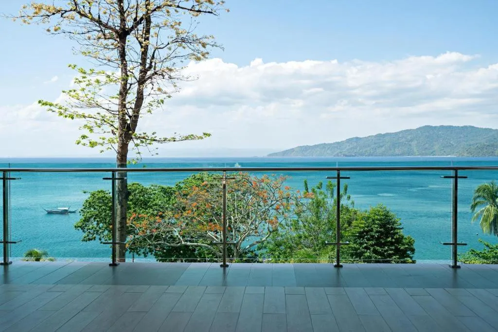 Anilao Awari Bay Resort