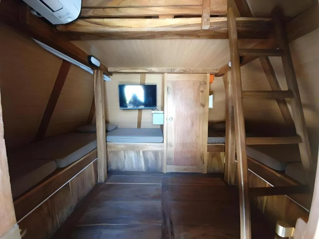 Anilao Awari Bay Resort