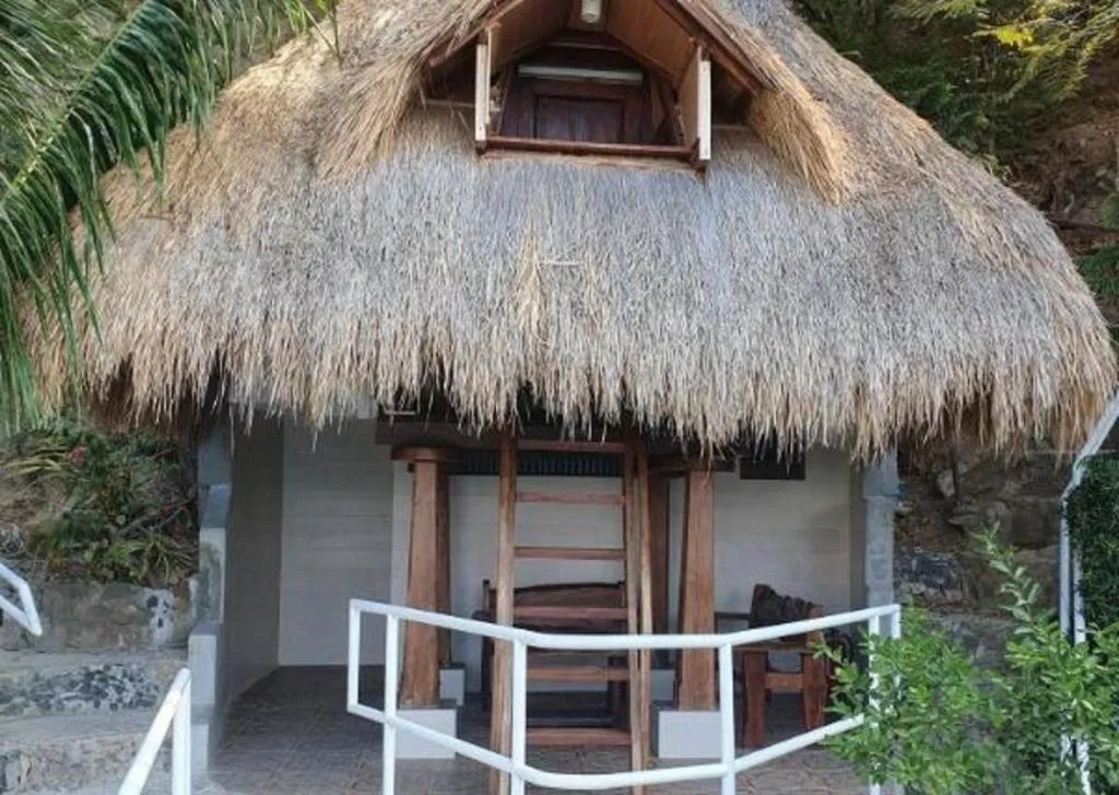 Anilao Awari Bay Resort