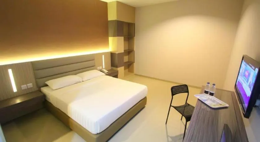 Bed in Lovina Inn Hotel Batam