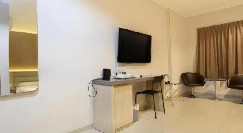 Lovina Inn Hotel Batam