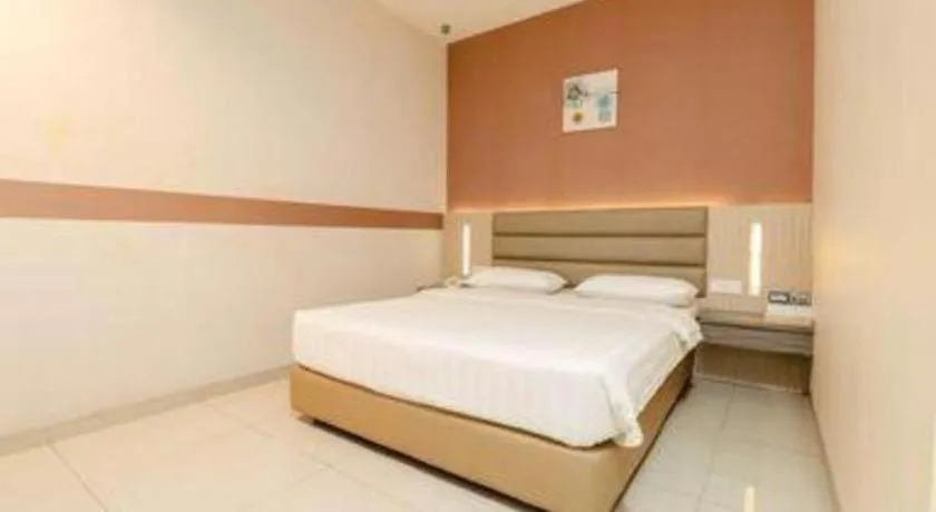 Bed in Lovina Inn Hotel Batam