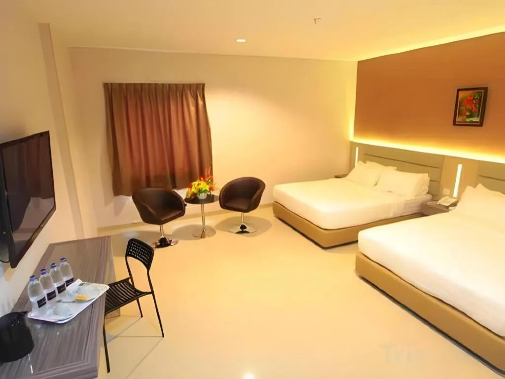 Bed in Lovina Inn Hotel Batam
