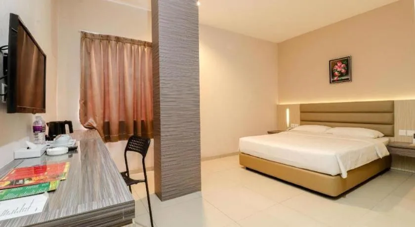 Bed in Lovina Inn Hotel Batam