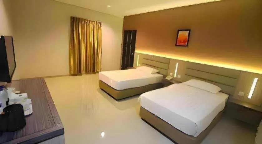 Bed in Lovina Inn Hotel Batam