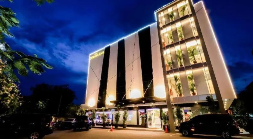 Lovina Inn Hotel Batam