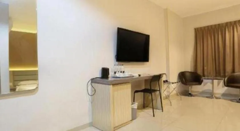 Lovina Inn Hotel Batam