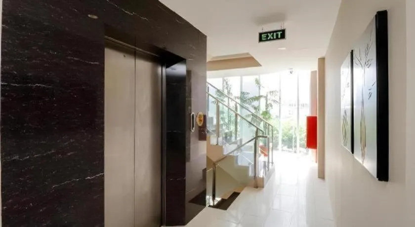 Lovina Inn Hotel Batam