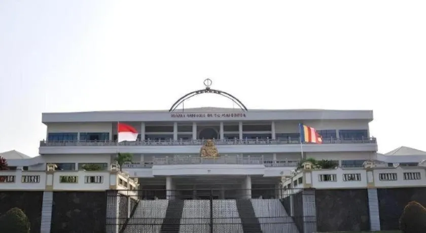 Lovina Inn Hotel Batam