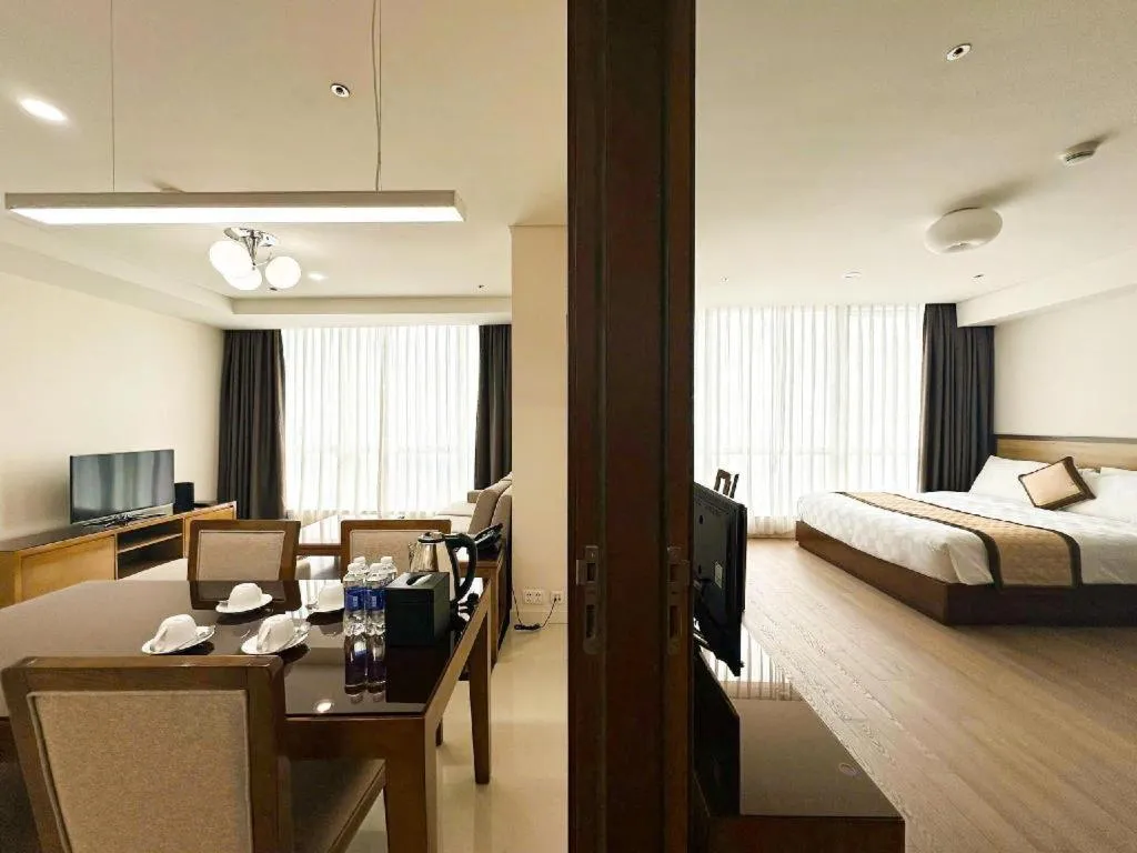 Bed in Calidas Landmark72 Royal Residence Hanoi