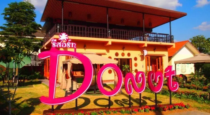 Donut Resort