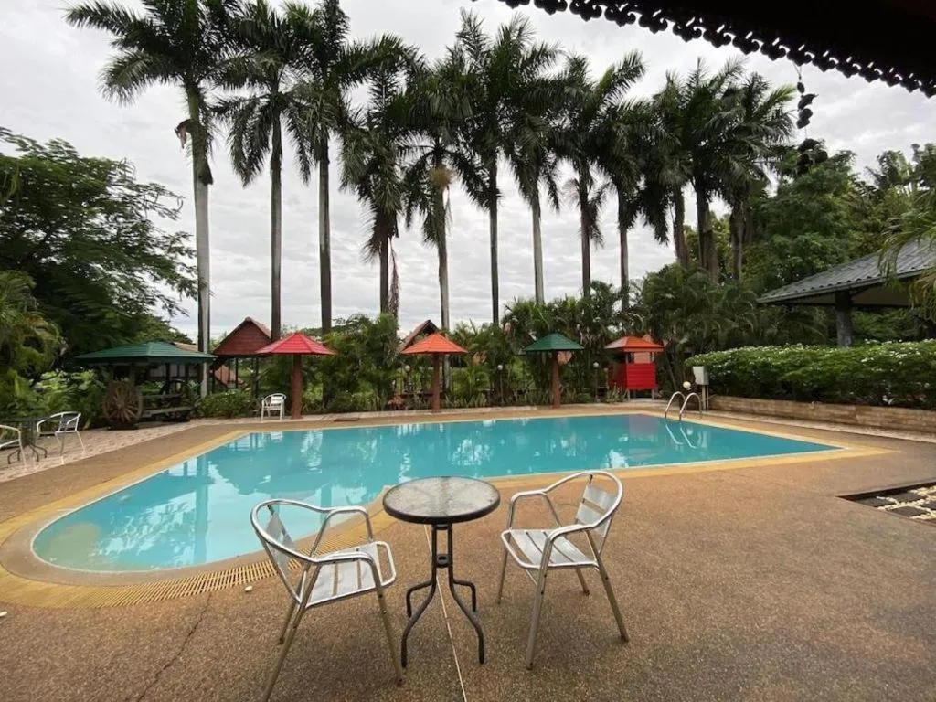 Himawari Restaurant and Cottage