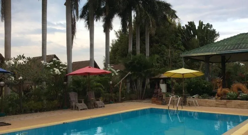 Himawari Restaurant and Cottage