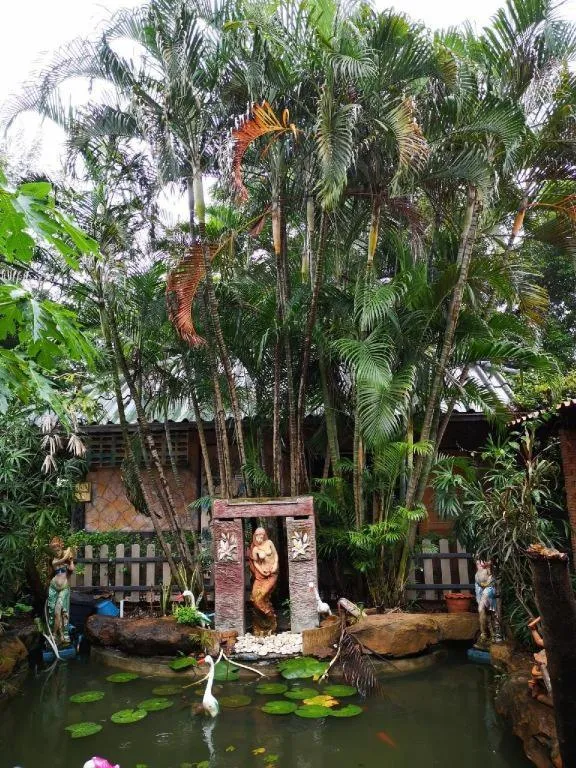 Himawari Restaurant and Cottage