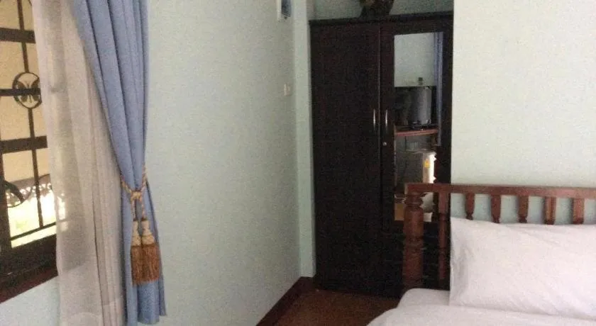 Bed in Himawari Restaurant and Cottage