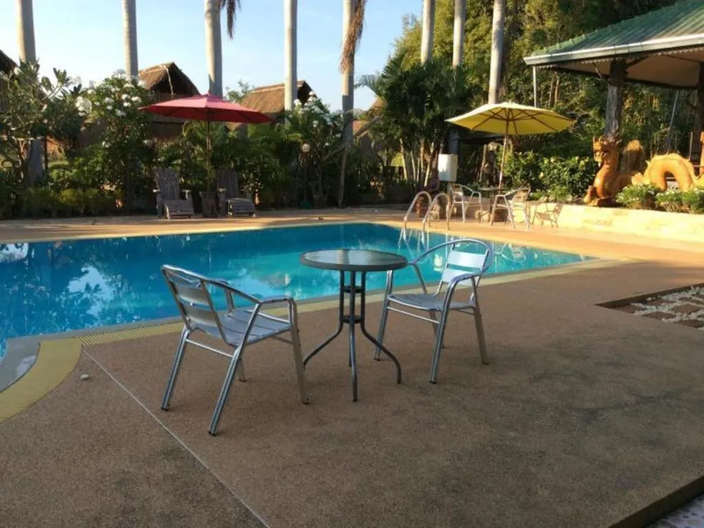 Himawari Restaurant and Cottage