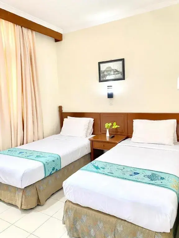 Bed in Hotel Griyadi Kusuma Sahid Bed in Hotel Griyadi Kusuma Sahid