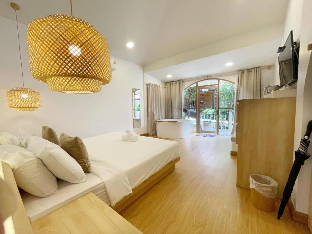 Bed in Tonsak Resort