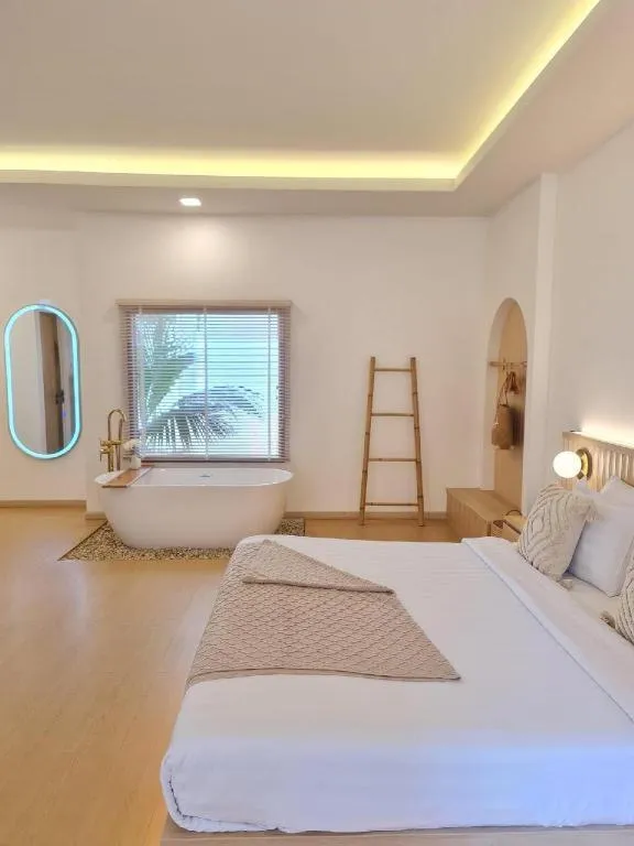 Bed in Tonsak Resort