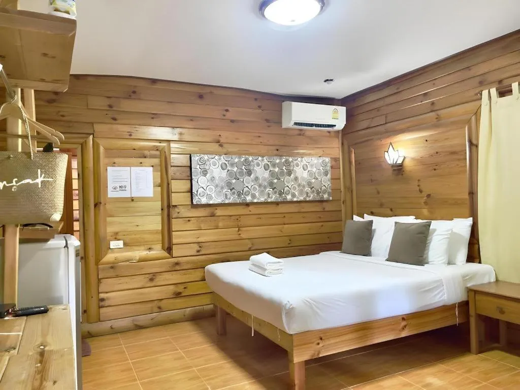 Bed in Tonsak Resort