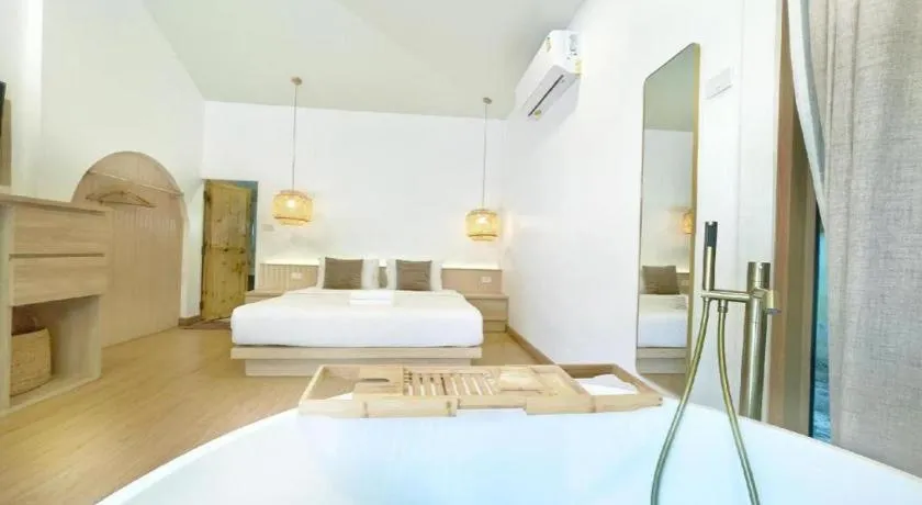 Bed in Tonsak Resort