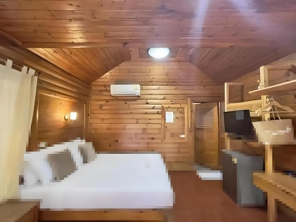 Bed in Tonsak Resort