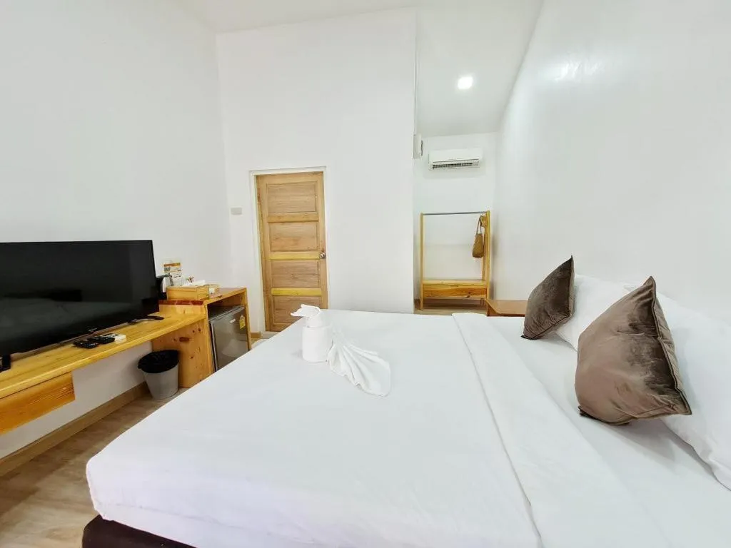 Bed in Tonsak Resort