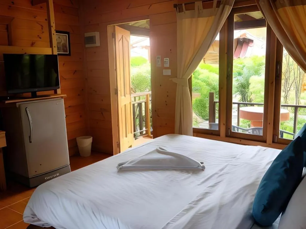 Bed in Tonsak Resort