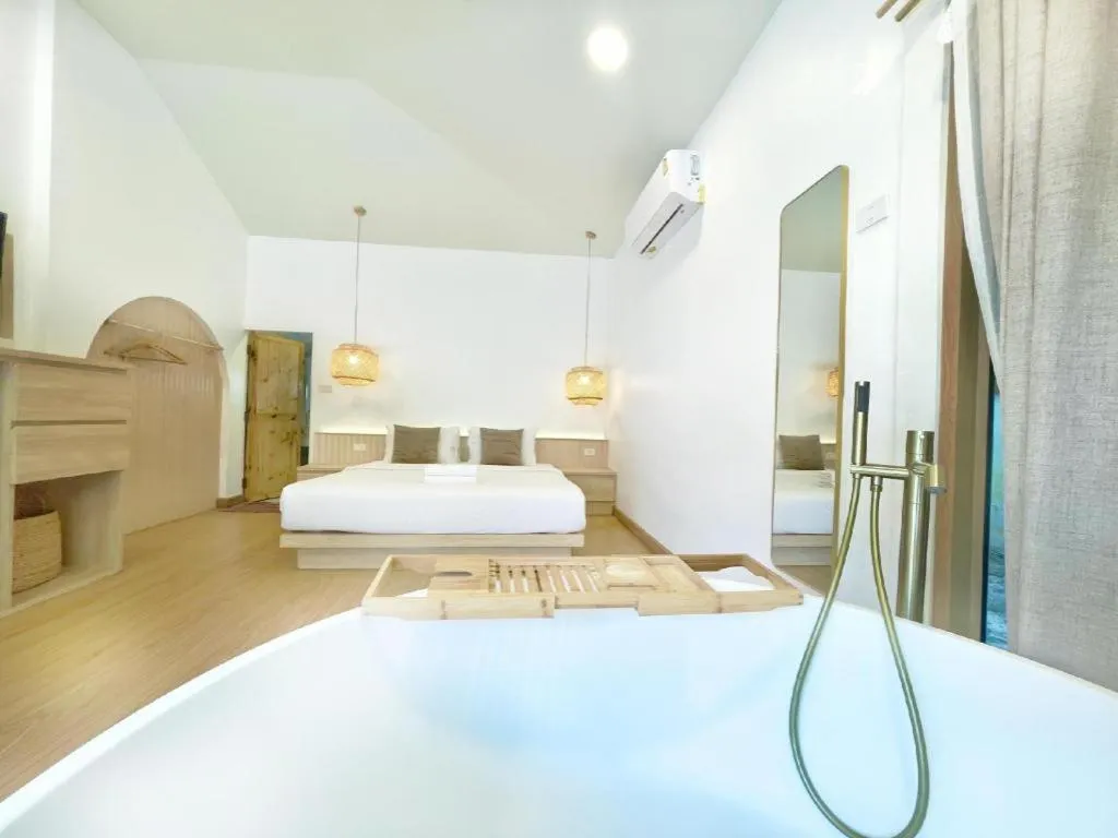 Bed in Tonsak Resort