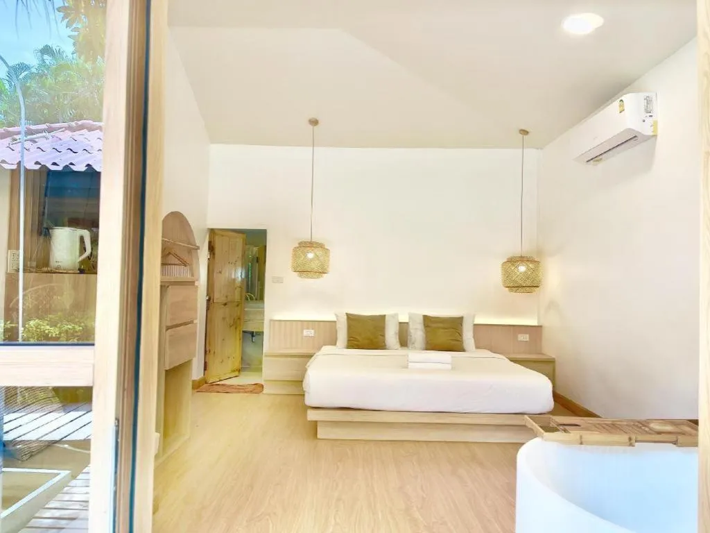 Bed in Tonsak Resort