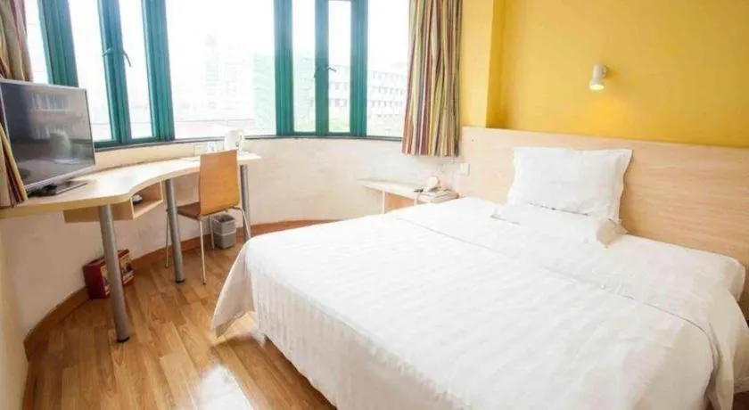 7 Days Inn Qingdao International Exhibition Center Zhuzhou Road