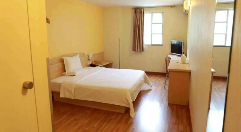 7 Days Inn Qingdao International Exhibition Center Zhuzhou Road