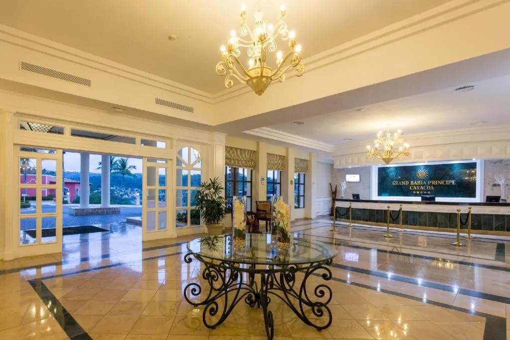 Bahia Principe Grand Cayacoa