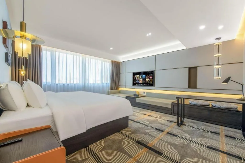 Bed in Park Lane Hotel