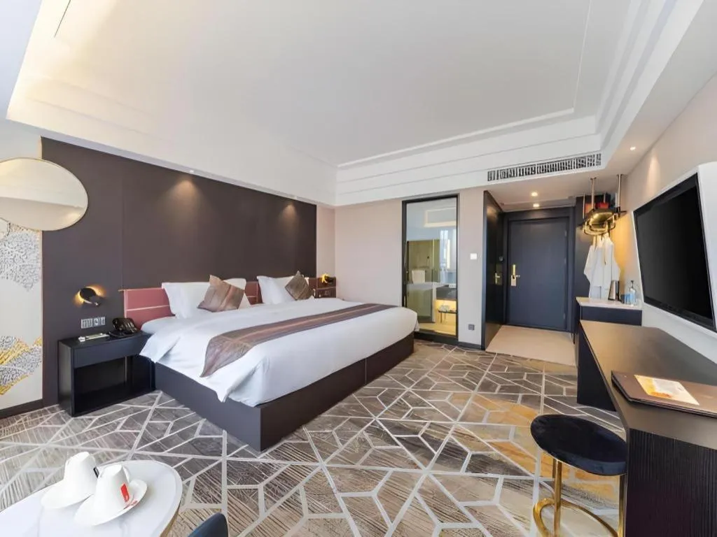 Bed in Park Lane Hotel